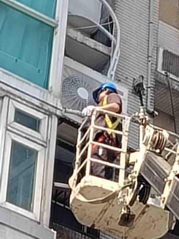 安心宅工程 - 外牆防水施工 安心宅工程 - 外牆防水施工