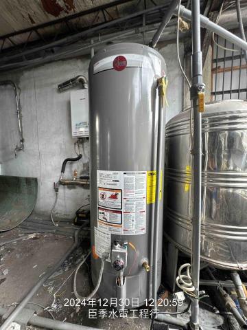 張哲維（維仔） - 熱泵安裝