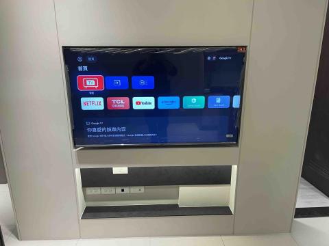 郭師傅 - 55吋伸縮壁掛