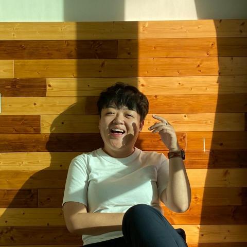 提供多平台數據分析服務的專家李珮