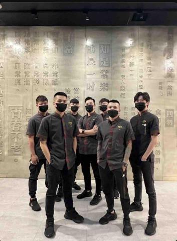 不老松足湯左營行館68號 - 擁有強大師資陣容