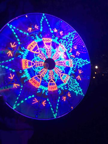 清晨個人工作室 - CD唱盤曼陀羅彩繪_螢光效果
