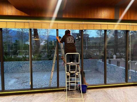 A-wang清潔工作室，廣郉企業社 - 玻璃清潔