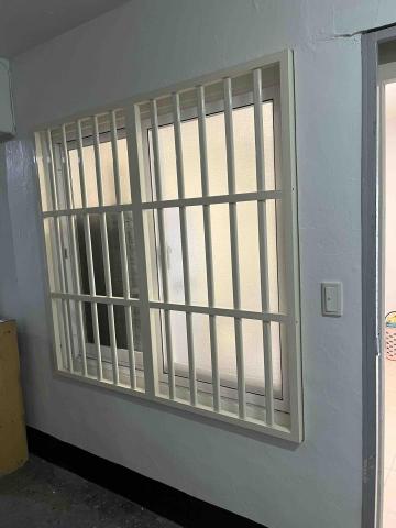 彭裕強 - 加裝防盜窗