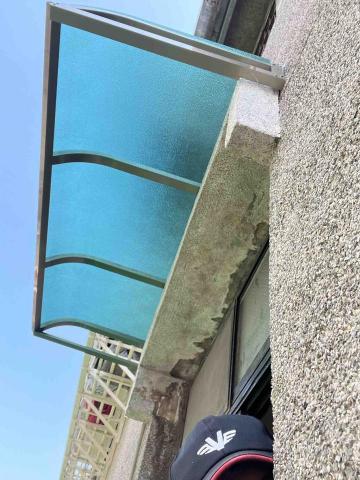 彭裕強 - 安裝雨遮