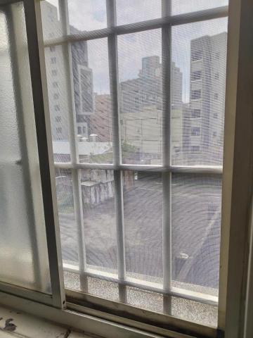 周昆興 - 紗窗破洞修繕（完成）