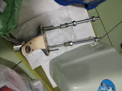 周昆興 - 水龍頭修繕作業（前）