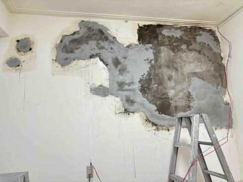 鑫盛油漆工程 - 每一層都有加強防水、粗胚、粉光都加上防水粉和防水漆