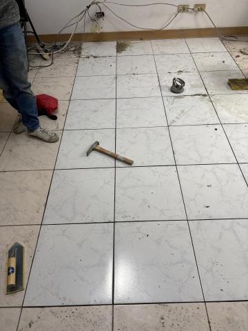 李希宸 - 修改空鼓地磚平貼