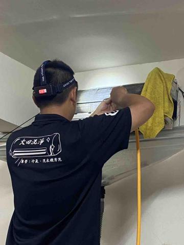 提供收納袋掛服務的專家大田洗淨