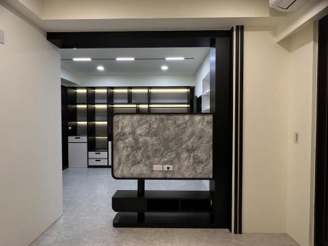 瀞珊室內裝修設計有限公司 - 透天厝新成屋主臥室半懸空電視牆