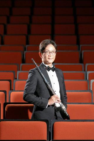 長笛首席郭老師 - 基隆交響管樂團長笛首席