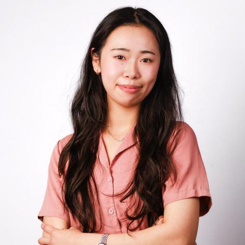 提供雲端erpptt服務的專家周芊妤