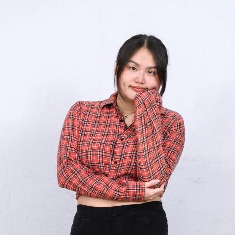 提供剪髮男服務的專家Catherine