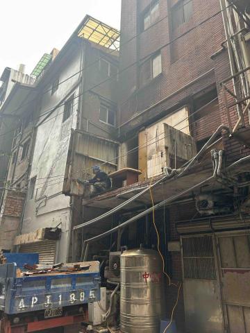 好工人拆除裝修團隊 - 施工中