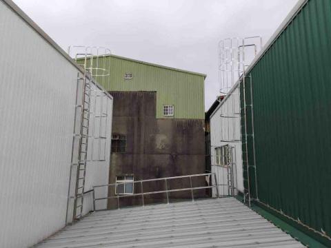 姚信帆 - 不鏽鋼爬梯