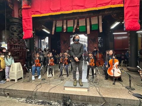 陳心怡 - 2024/12/28 城隍爺祝壽 弦樂團演出