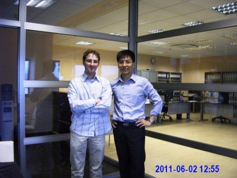 RK - Spanish Customer, customer relationship management, commercial negotiation.