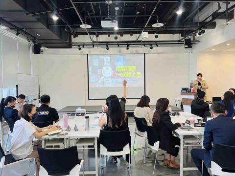 Bill Chen - 管理職招募技巧訓練