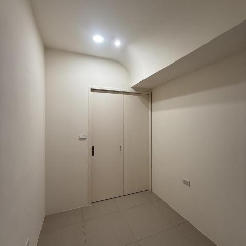 小家空間設計 - 房間裝修+摺疊門設計 小家空間設計 - 房間裝修+摺疊門設計