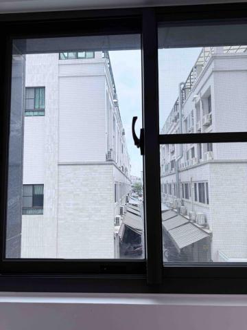 佳宸居家清潔工作室 - 退租窗戶清潔後