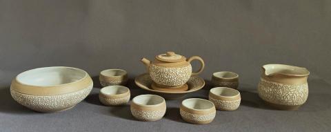 許珊珊 - 手拉坯茶具、剃花技法