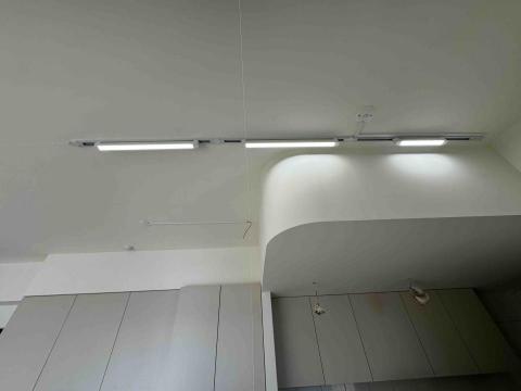 謙裕水電 - 投射燈安裝