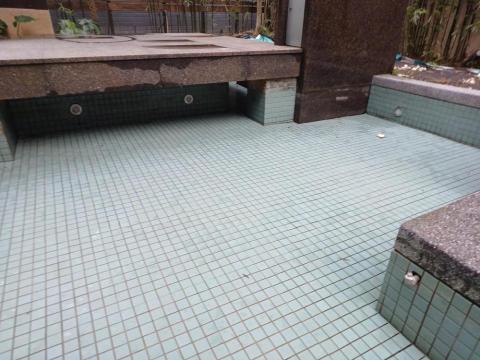 鄭皓尹 - 清潔水池