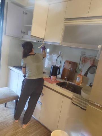 提供雨傘垃圾回收服務的專家郭米妹