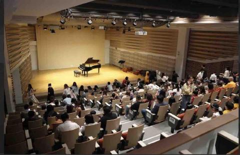 Lisa老師 鋼琴家教 - 2025.04.06東海大學演奏廳成果發表