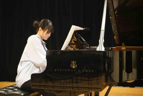晴聲piano studio 鋼琴表演工作室 - 