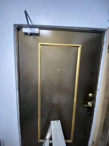 書田企業，地絞鏈，門弓器，平推鎖.門卡卡.門脫落[鐵工] - 安裝門弓器.臺灣制.有防火認証