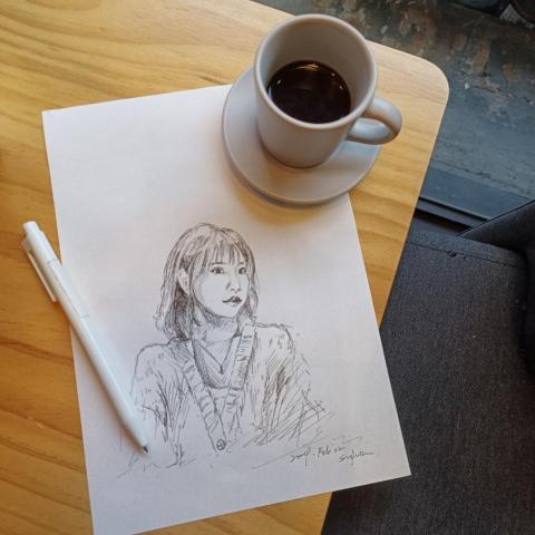 羅珈羽 - 人物速寫
