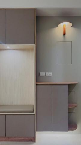 Framescape 法蘭空間設計工作室 - 玄關櫃全活動式門片、層板