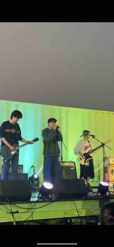 信宏 - 組團表演