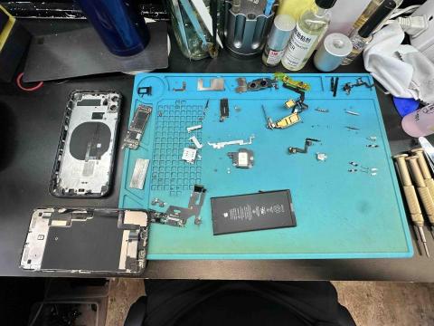 林家禾 - iphone11 更換手機背蓋