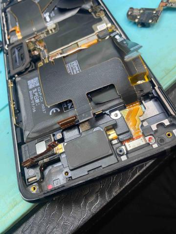 林家禾 - ASUS Rog6 不充電 更換尾插