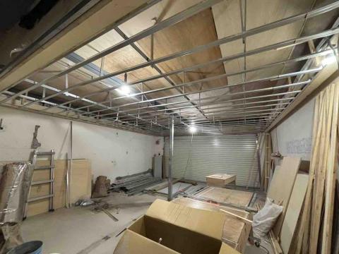 杰宇-阿澤 - 暗架天花板骨架