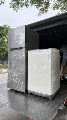 萊馥搬家-客服發發 - 不管是電梯還是樓梯，洗衣機還是冰箱，
我們都能穩穩幫你搬好、放好、搞定！

#萊馥搬家 #家電搬運專家 #電梯樓梯都行 #洗衣機冰箱都搞定 #專業師傅在這裡