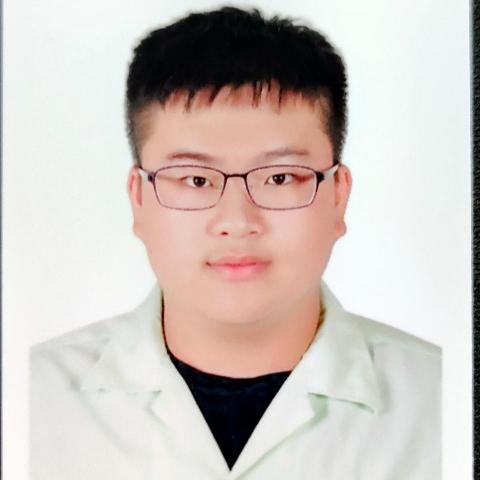 李文利 李文利