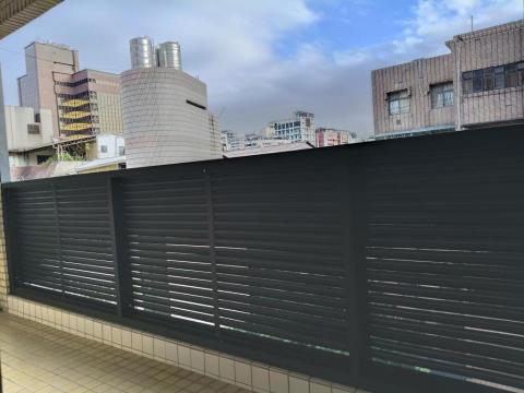 李鎌竹 群益鋁門窗 - 