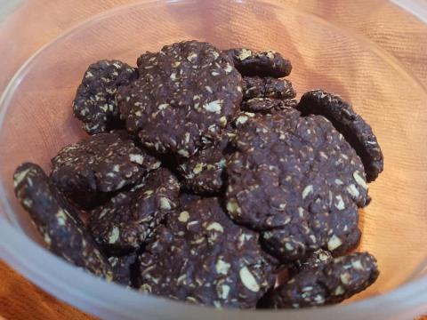 林昱辰 - 巧克力燕麥餅乾