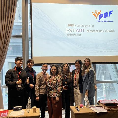 小袋 - 俄羅斯知名醫美醫師訪台，參與我國醫材大廠經驗交流工作坊。