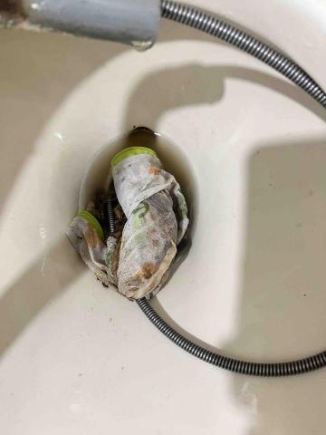 阿陽水管疏通環保工程 - 馬桶阻塞 阿陽水管疏通環保工程 - 馬桶阻塞