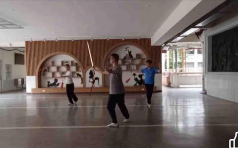 太極武道坊(高雄、台南) - 家教班_太極劍_七賢國小 太極武道坊(高雄、台南) - 家教班_太極劍_七賢國小