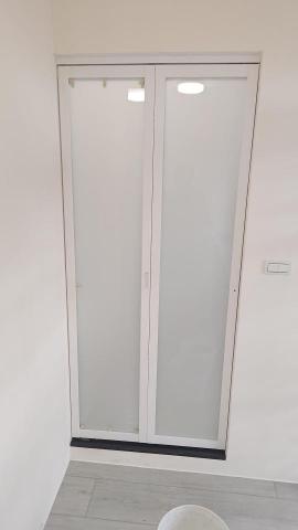 王浩宇 - 廁所折疊門