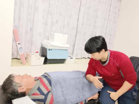 蕭憶婷 - 運動按摩--下半身