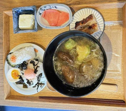 亮亮營養師🥰 - 