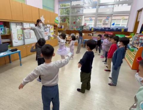 芝瑩 - 幼兒園舞蹈教學