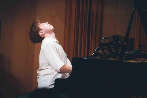 好窩音樂|成人鋼琴教學♪Hower老師 - 2nd學生發表會_老師演奏 好窩音樂|成人鋼琴教學♪Hower老師 - 2nd學生發表會_老師演奏